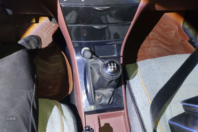 BYD F3 2018 car image #16