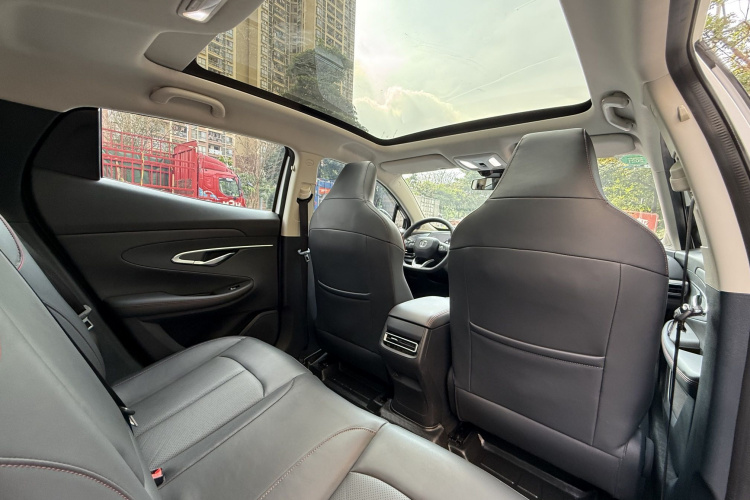 Changan UNI-T 2021 car image #16