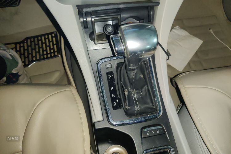 GEELY Emgrand 2015 immagine di auto #16