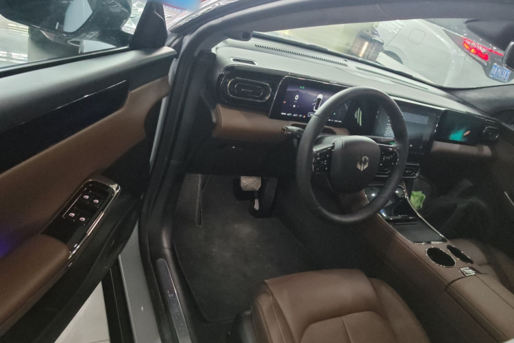 零跑汽车 零跑C01 2023 汽车图片 #16