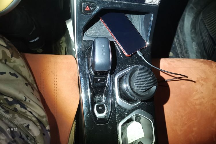 GEELY Boyue L 2023 car image #16