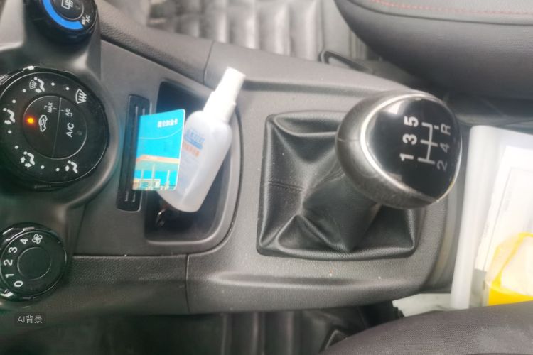 Ford Fiesta 2015 #16 Ford Fiesta 2015 car image #16