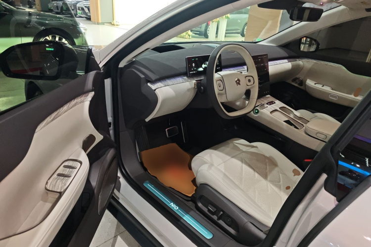 蔚来 蔚来ET7 2024 汽车图片 #16