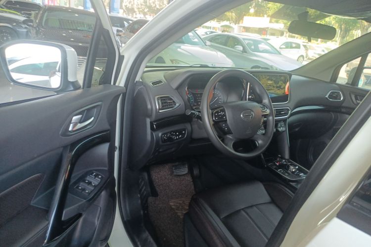 GAC ix4 2019 car image #16