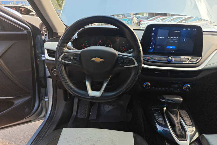 Chevrolet Charm 2021 car image #16