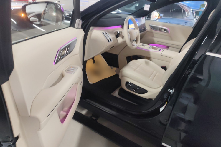 Deepal S09 2025 #16 Deepal S09 2025 car image #16