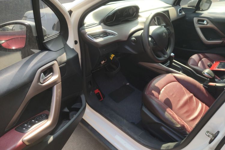 标致 标致2008 2015 汽车图片 #16