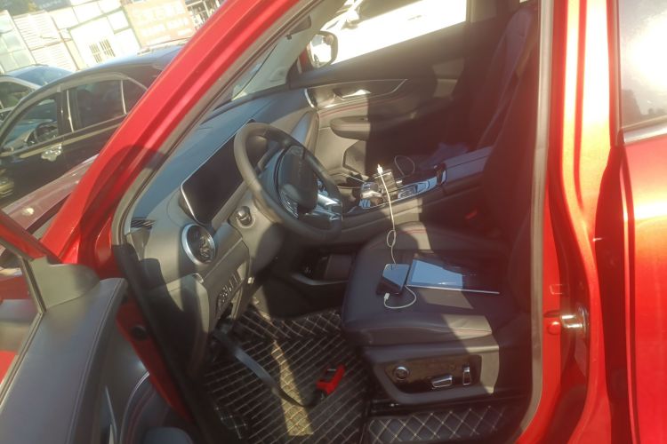 Forthing T5 EVO 2021 car image #16