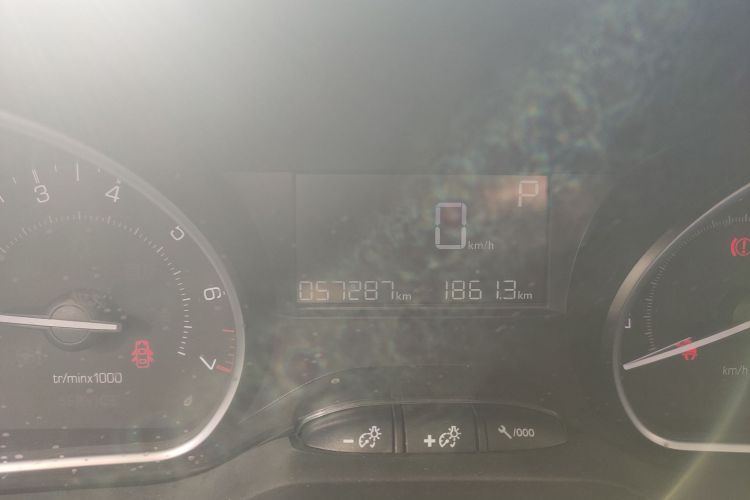 标致 标致2008 2015 汽车图片 #16