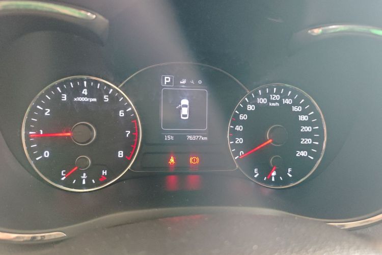 Kia K3 2017 car image #16