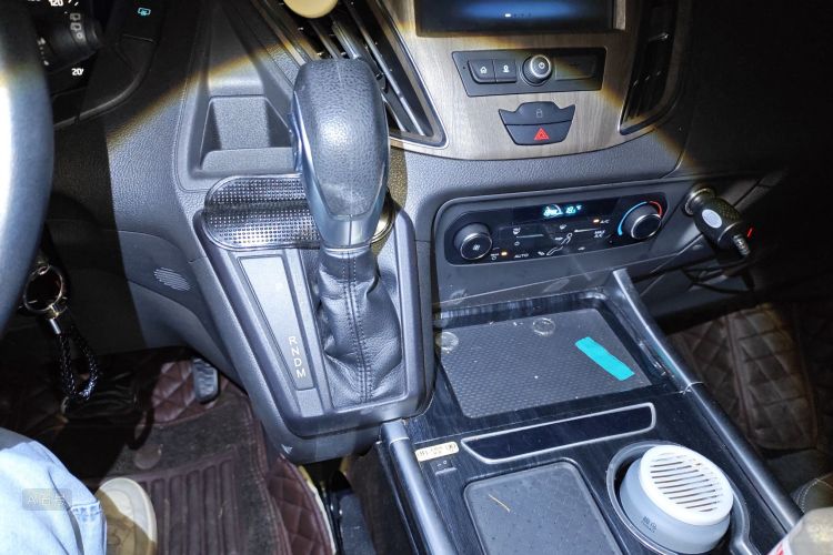 Ford Tourneo 2022 #16 Ford Tourneo 2022 immagine di auto #16