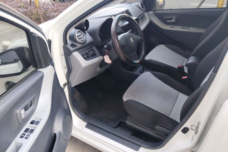 Suzuki Alto 2016 car image #16