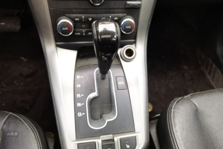 Chevrolet Captiva 2017 #16 Chevrolet Captiva 2017 car image #16