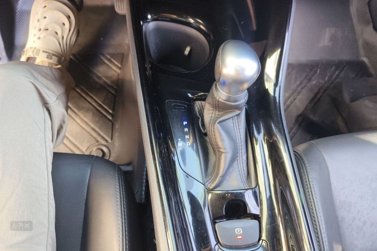 Toyota Izoa 2019 car image #16