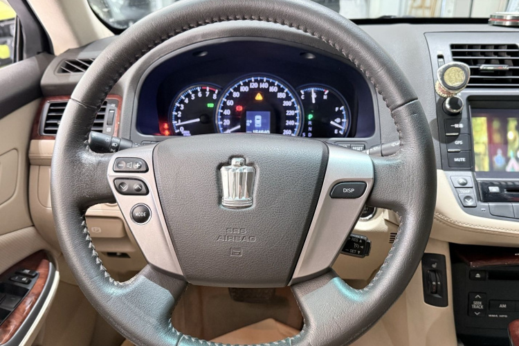 丰田 皇冠 2015 汽车图片 #16