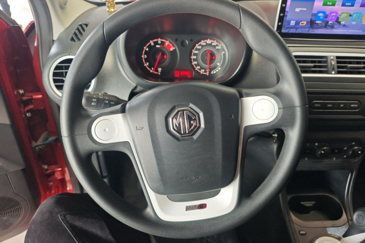 MG 3 2017 car image #16