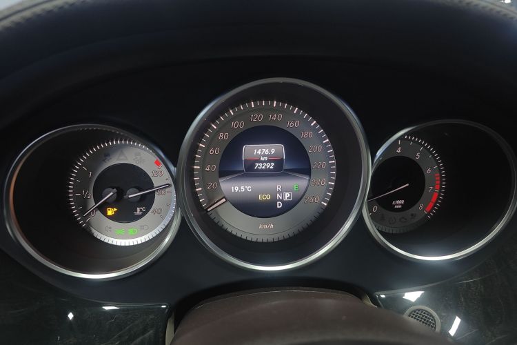 Mercedes-Benz CLS Class 2017 car image #16