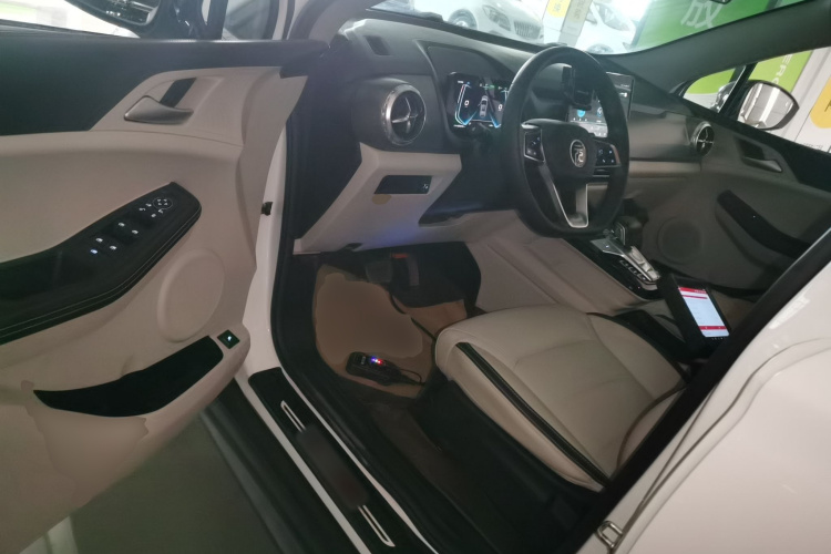 BYD Yuan Pro 2022 #16 BYD Yuan Pro 2022 car image #16