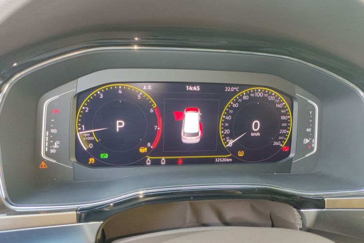 Volkswagen Viloran 2022 car image #16