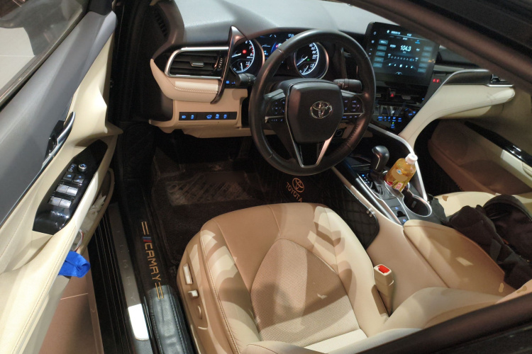 Toyota Camry 2022 imagem de carro #16