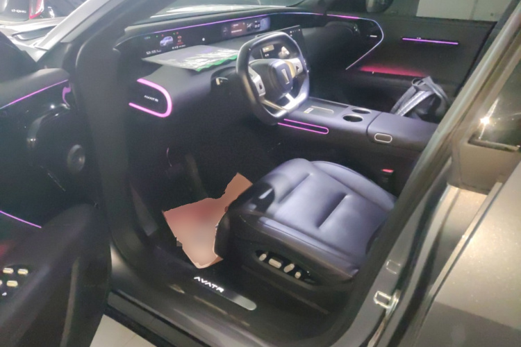 Avatr 07 2024 car image #16