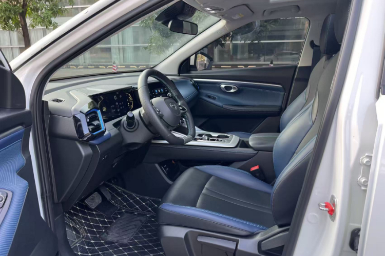 GAC Trumpchi GS3 2024 car image #16