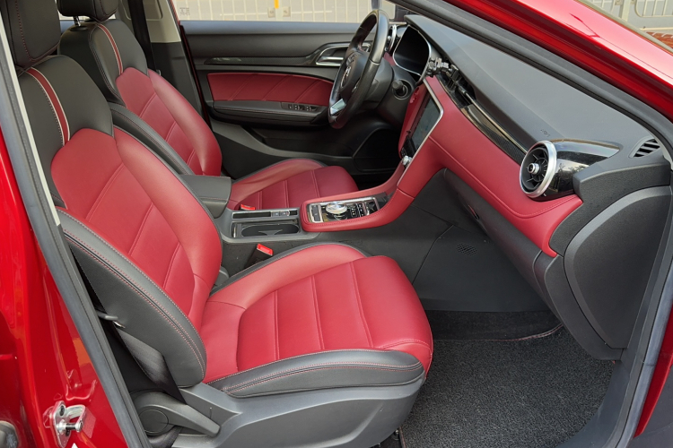 MG 6 New Energy 2020 #16 MG 6 New Energy 2020 car image #16