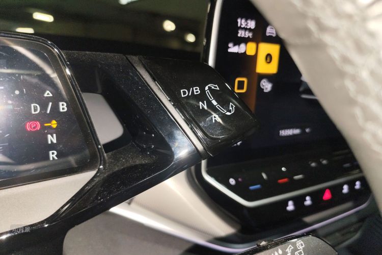 Volkswagen ID.4 Crozz 2022 immagine di auto #16