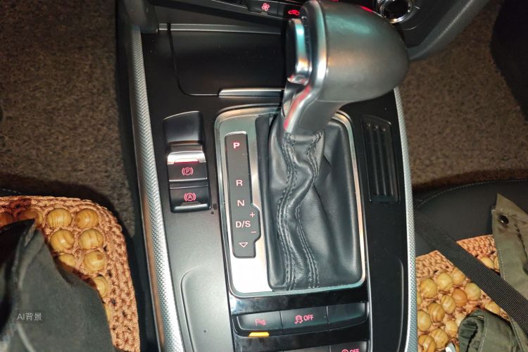 Audi A4L 2014 imagen de coche #16