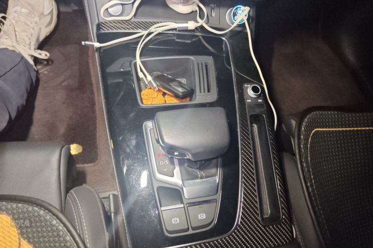 Audi Q5L Sportback 2023 car image #16