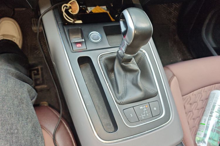 Citroen C5 AIRCROSS 2018 car image #16