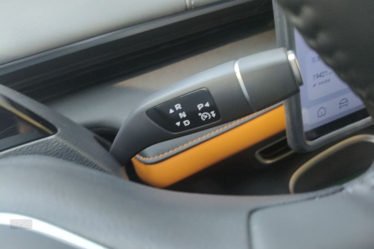 Deepal S07 2024 car image #16