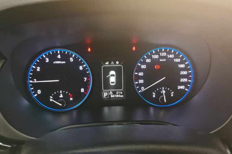 Hyundai Mistra 2014 #16 Hyundai Mistra 2014 car image #16