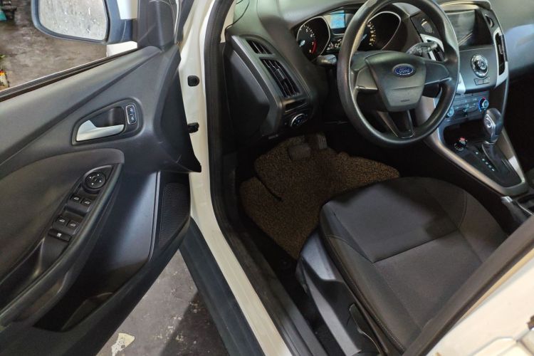 Ford Focus 2015 #16 Ford Focus 2015 immagine di auto #16