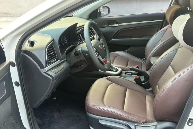 Hyundai Elantra AD 2016 car image #16