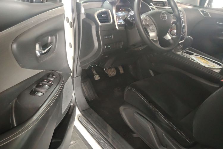 Nissan Murano 2023 изображение автомобиля #16