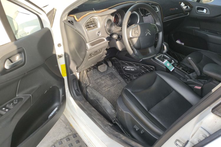 Citroen C4L 2014 car image #16