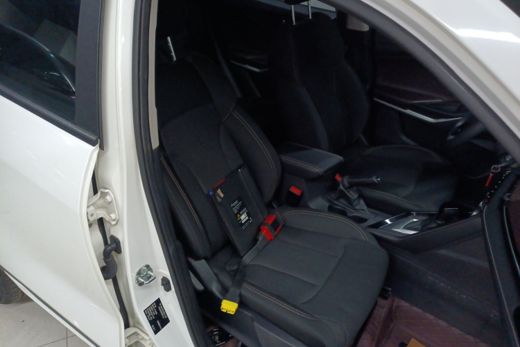 长安 长安CS15 2020 汽车图片 #16