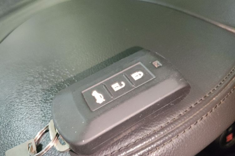 劳斯莱斯 欧蓝德 2017 汽车图片 #16