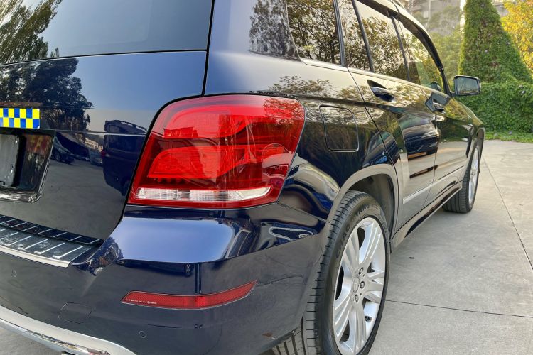 Mercedes-Benz GLK Class 2015 car image #16