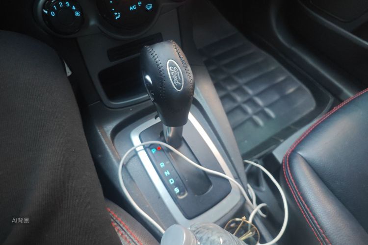 Ford Fiesta 2014 car image #16