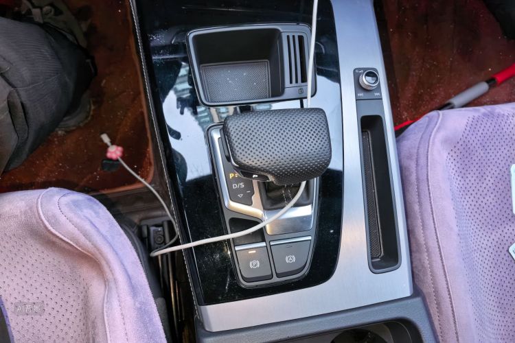 Audi Q5L Sportback 2024 car image #16