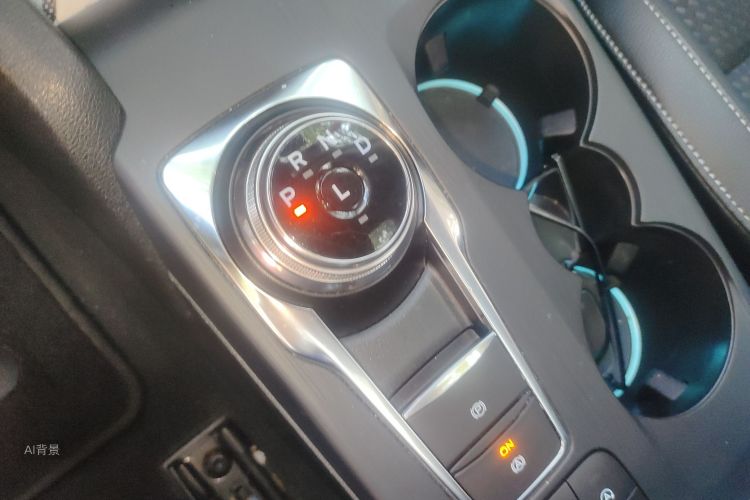 Ford Focus 2020 #16 Ford Focus 2020 car image #16