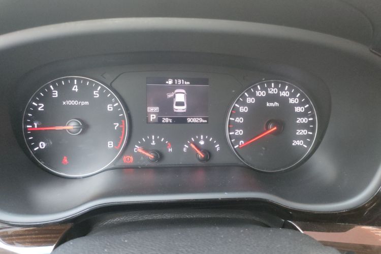 Kia K5 2017 imagen de coche #16