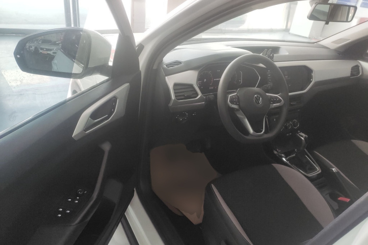 Volkswagen Tacqua 2024 car image #16