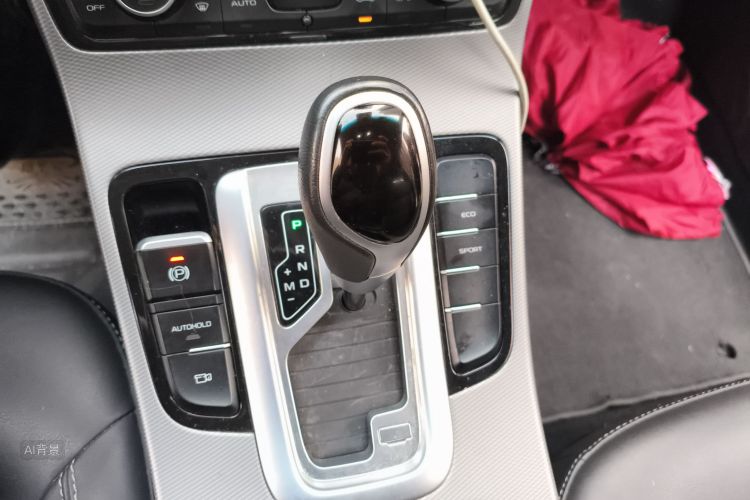 GEELY Emgrand GS 2018 immagine di auto #16