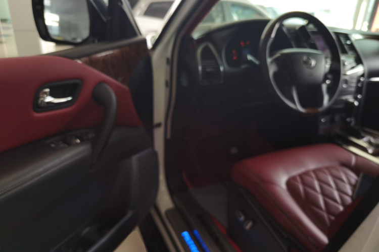 Nissan 2020 car image #16