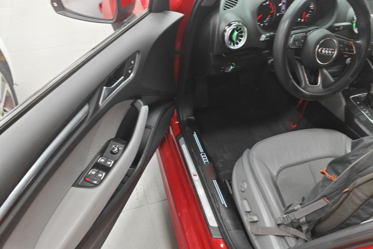 2018 #16 2018 car image #16
