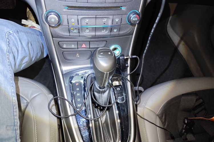 雪佛兰 迈锐宝 2013 汽车图片 #16