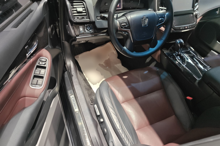 丰田 皇冠 2017 汽车图片 #16